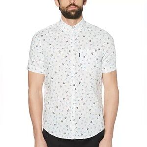 Original Penguin
Men's Stretch Chess Conversational Short Sleeve Shirt